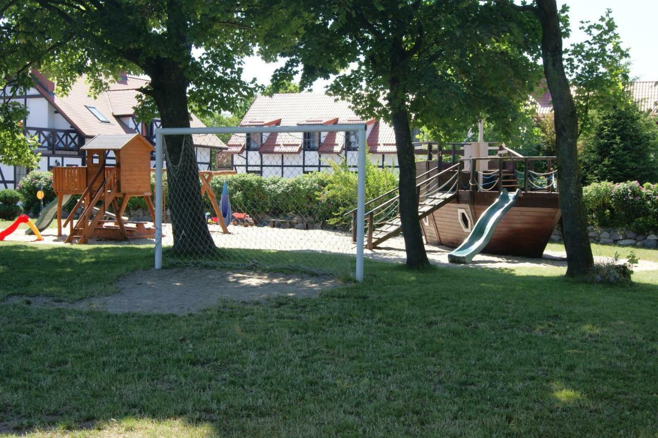 Kwatery Prywatne Dzika Roza Ujście-Darłowskie Exteriör bild